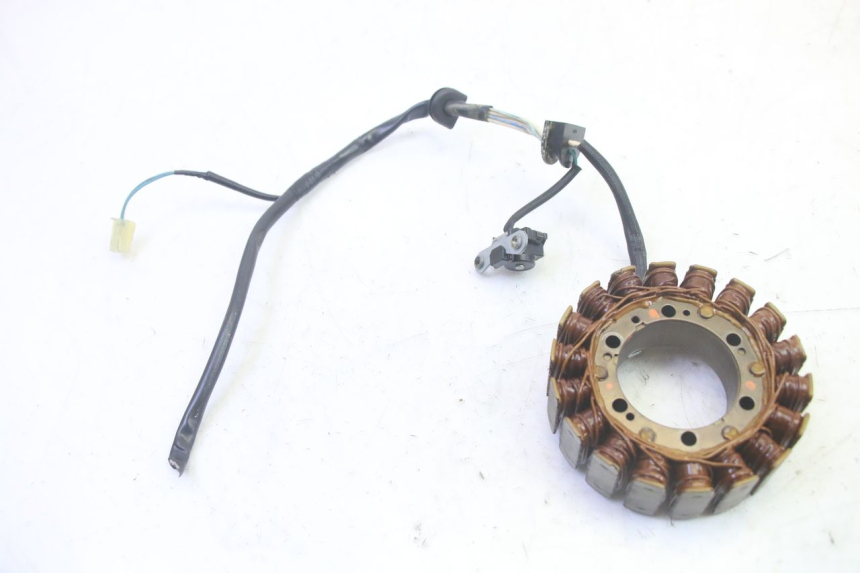 photo de STATOR YAMAHA TDM ABS 900 (2002 - 2014) - Gros plan technique