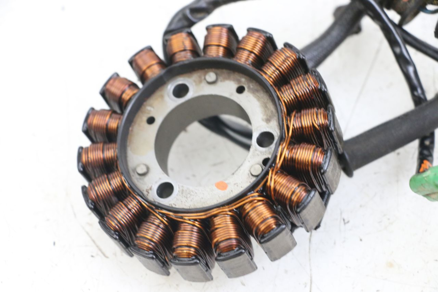 photo de STATOR HONDA TRX 300 (1988 - 2000) - Points de fixation