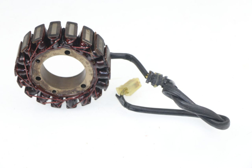 photo de STATOR HONDA VTR F FIRESTORM 1000 (1997 - 2001) - Autre angle de vue