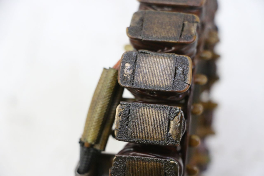 photo de STATOR YAMAHA X-MAX XMAX 125 (2010 - 2013) - Gros plan technique