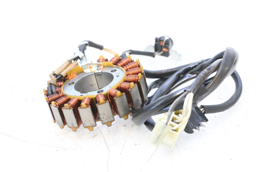 photo de STATOR YAMAHA XP T-MAX TMAX ABS 530 (2012 - 2015) - Gros plan technique