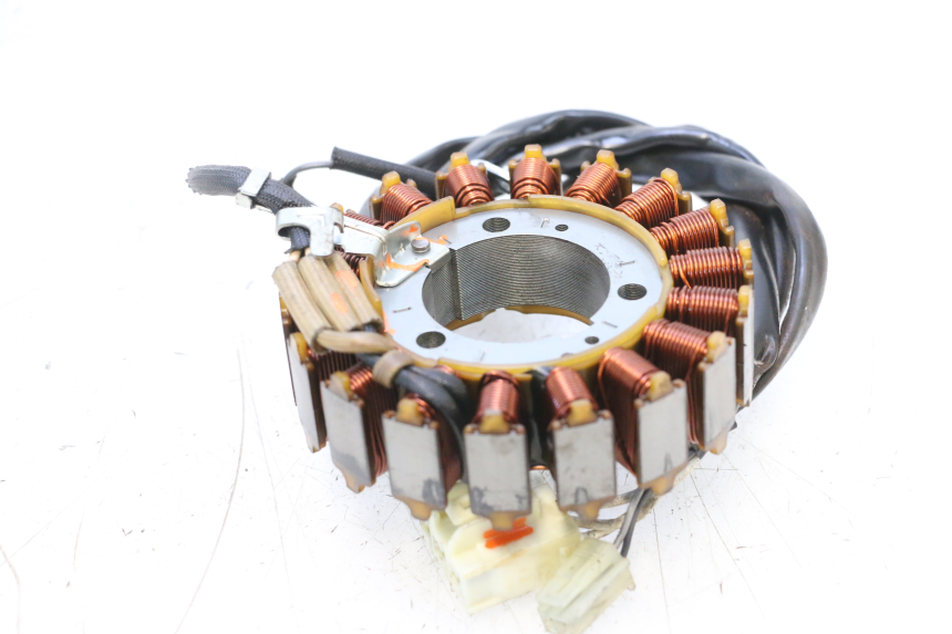 photo de STATOR YAMAHA XP T-MAX TMAX ABS 530 (2012 - 2015) - Points de fixation