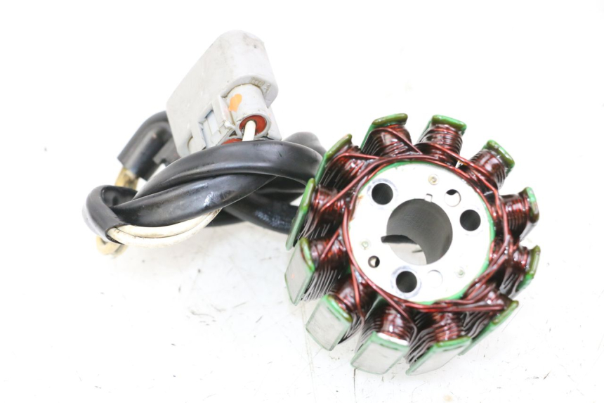photo de STATOR YAMAHA FZ1 FAZER 1000 (2007 - 2009) - Détail de la pièce