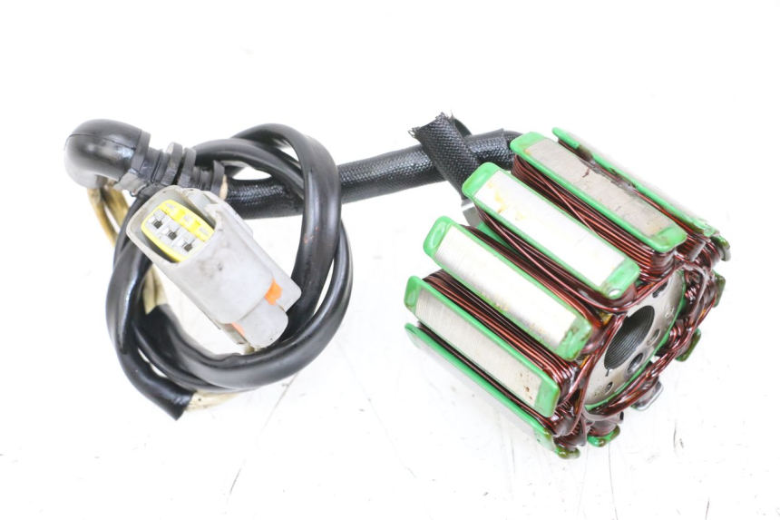 photo de STATOR YAMAHA FZ1 FAZER 1000 (2007 - 2009) - Vue d’ensemble