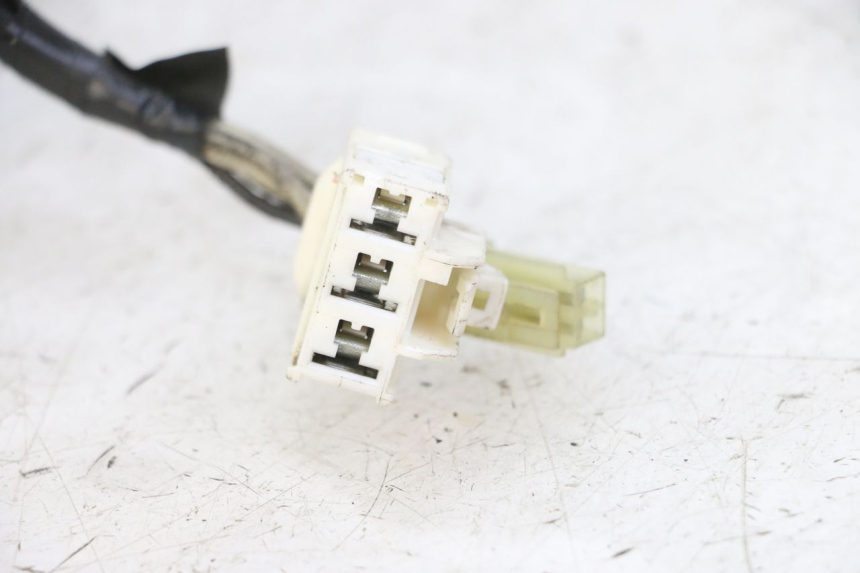 photo de STATOR YAMAHA FZS FAZER 600 (2001 - 2003) - Zoom état d’usage