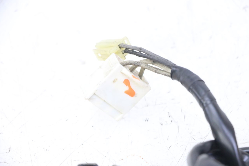 photo de STATOR YAMAHA FZS FAZER 600 (2001 - 2003) - Vue d’ensemble