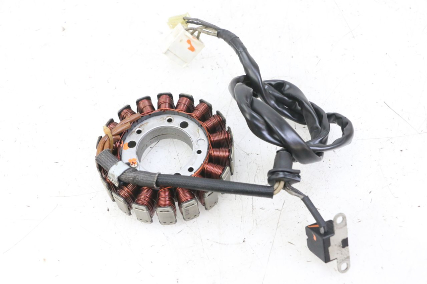 photo de STATOR YAMAHA FZS FAZER 600 (2001 - 2003) - Points de fixation