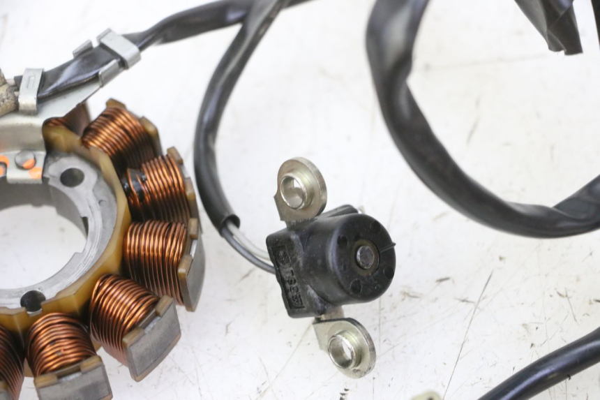 photo de STATOR YAMAHA YZ-F YZF 250 (2014 - 2018) - Zoom état d’usage