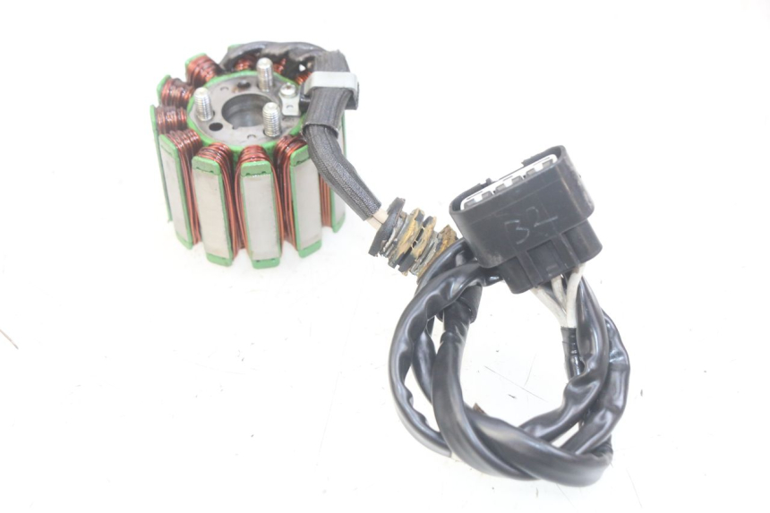 photo de STATOR YAMAHA YZF R1 1000 (2007 - 2008) - Détail de la pièce