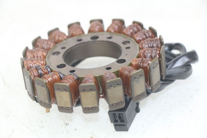 photo de STATOR KAWASAKI ZX-6R ZX6R 600 (1995 - 1997) - Zoom état d’usage