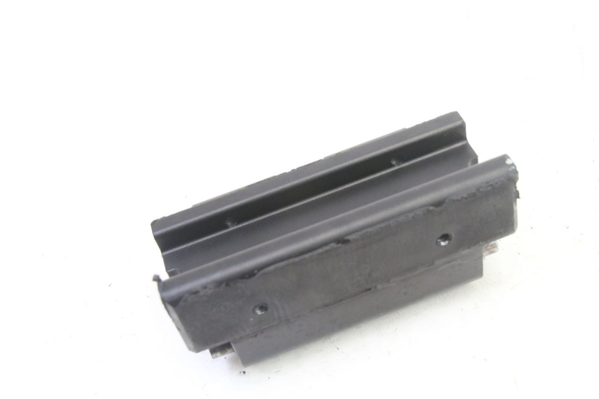 photo de SUPPORT AMORTISSEUR HERO S10 1 - Gros plan technique