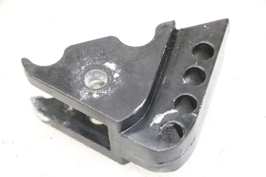 photo de SUPPORT AMORTISSEUR YAMAHA AEROX 50 (1997 - 2006) - Détail de la pièce