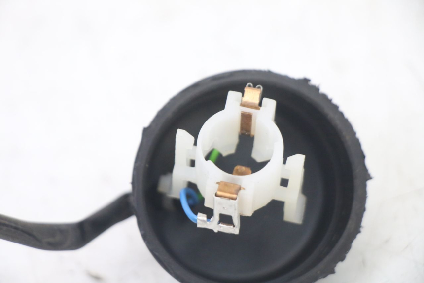 photo de SUPPORT AMPOULE PEUGEOT SATELIS COMPRESSOR K15 125 (2006 - 2009) - Points de fixation