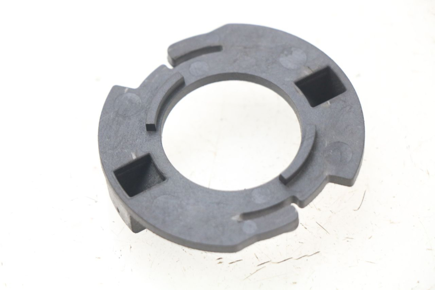 photo de SUPPORT AMPOULE PIAGGIO PRIMAVERA 125 (2013 - 2021) - Détail de la pièce