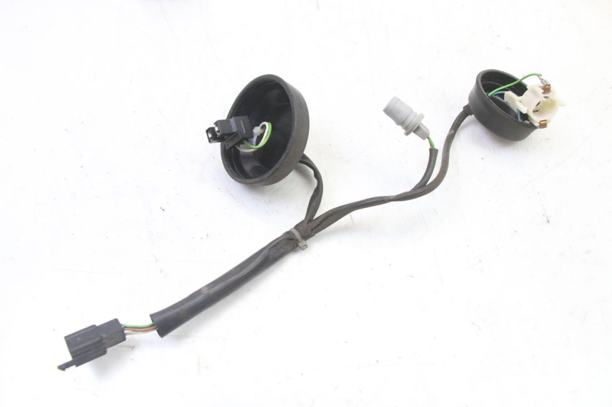 photo de SUPPORT AMPOULE PEUGEOT SATELIS COMPRESSOR K15 125 (2006 - 2009) - Zoom état d’usage