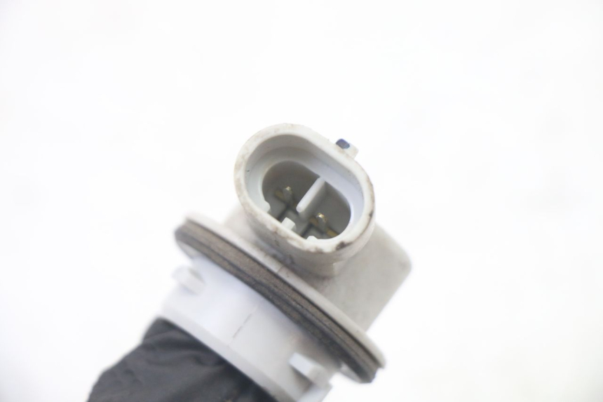 photo de SUPPORT AMPOULE YAMAHA X-MAX XMAX 125 (2010 - 2013) - Autre angle de vue