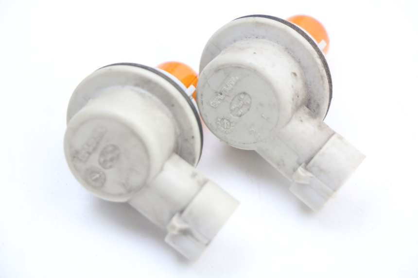 photo de SUPPORT AMPOULE PIAGGIO X10 125 (2012 - 2017) - Autre angle de vue