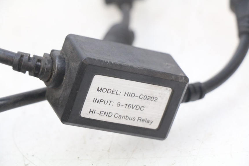 photo de SUPPORT AMPOULE YAMAHA XP T-MAX TMAX ABS 530 (2012 - 2015) - Points de fixation