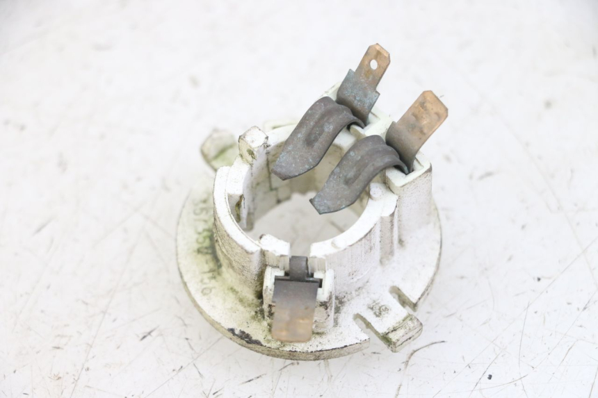 photo de SUPPORT AMPOULE YAMAHA BW'S NG NEXT GENERATION 50 (1996 - 2003) - Zoom état d’usage