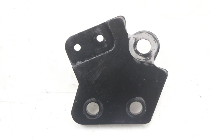 photo de SUPPORT BEQUILLE HUSQVARNA SVARTPILEN 401 (2018 - 2023) - Gros plan technique