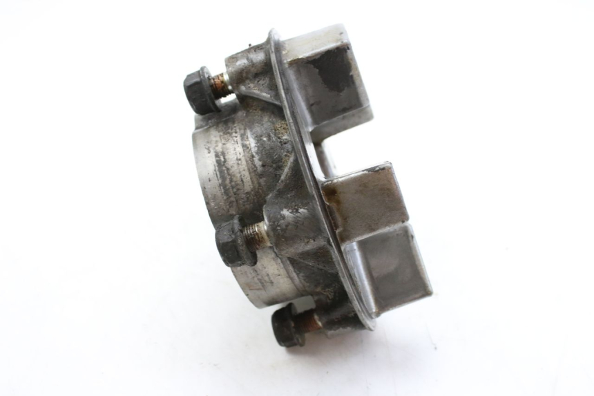 photo de SUPPORT COURONNE HONDA CBF 500 (2004 - 2007) - Gros plan technique