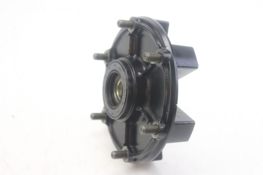 photo de SUPPORT COURONNE YAMAHA FZS FAZER 600 (1998 - 2001) - Autre angle de vue