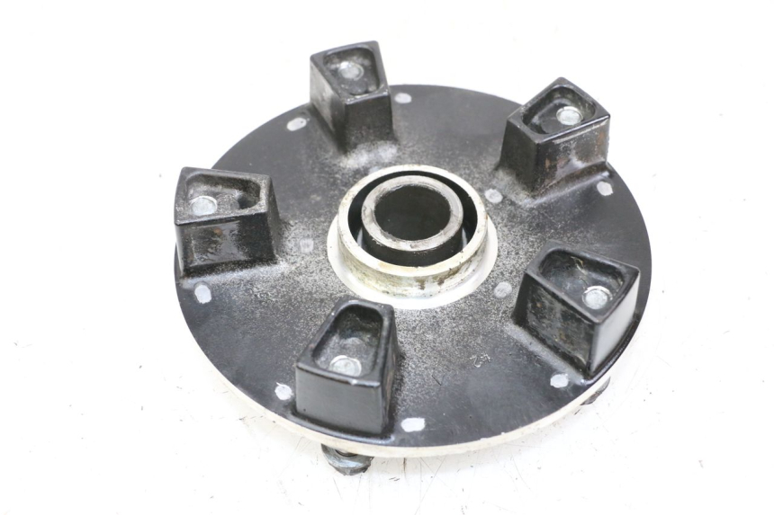 photo de SUPPORT COURONNE SUZUKI GSR 750 (2011 - 2017) - Zoom état d’usage