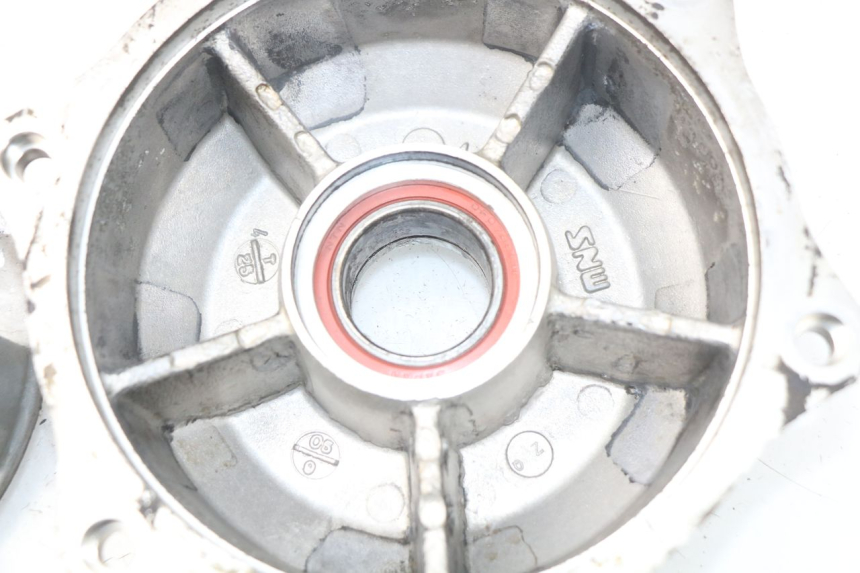 photo de SUPPORT COURONNE TRIUMPH SPRINT ST ABS 1050 (2005 - 2007) - Zoom état d’usage