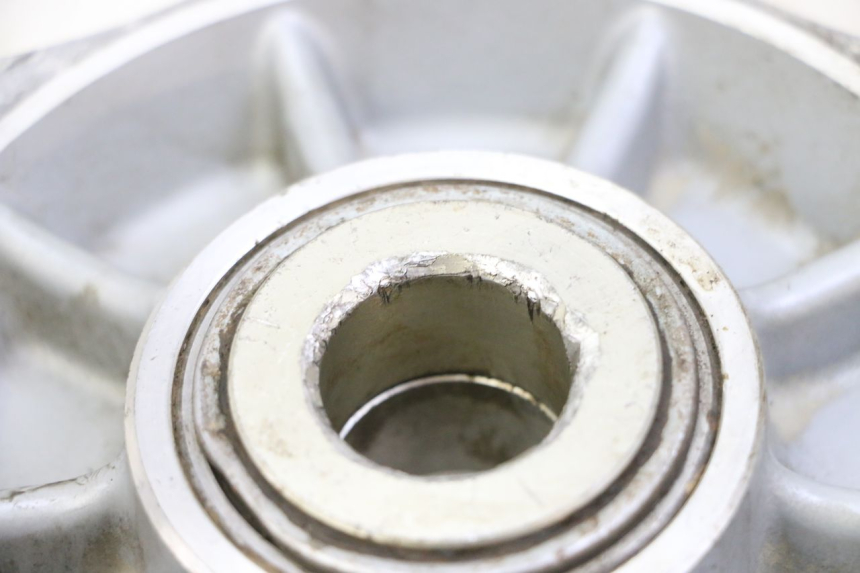 photo de SUPPORT COURONNE KTM SUPERENDURO R 950 (2005 - 2009) - État de surface