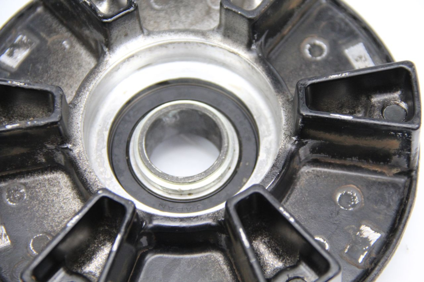 photo de SUPPORT COURONNE YAMAHA TDM ABS 900 (2002 - 2014) - Gros plan technique