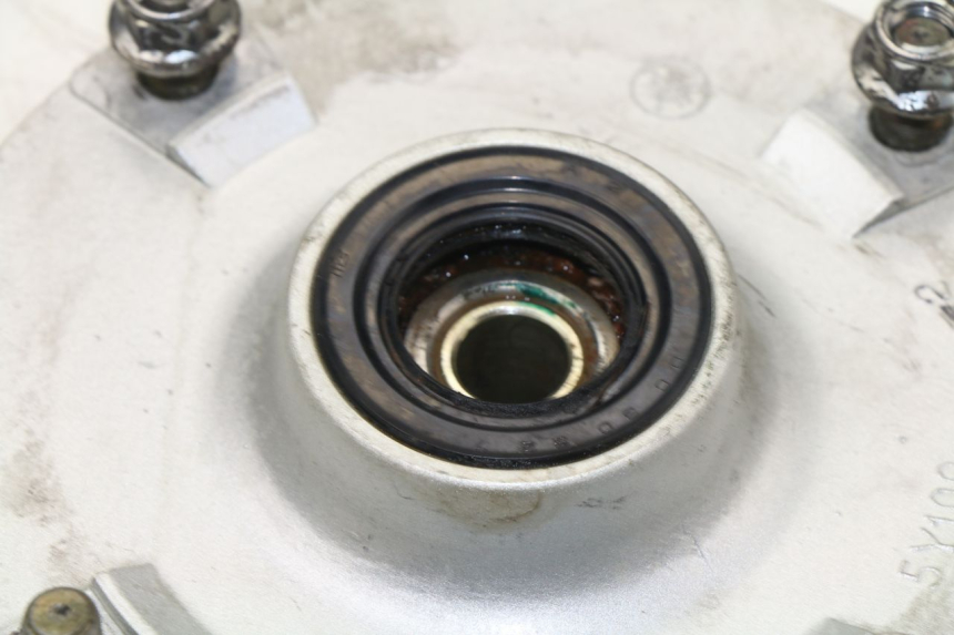 photo de SUPPORT COURONNE YAMAHA VIRAGO 125 (1996 - 2003) - Autre angle de vue