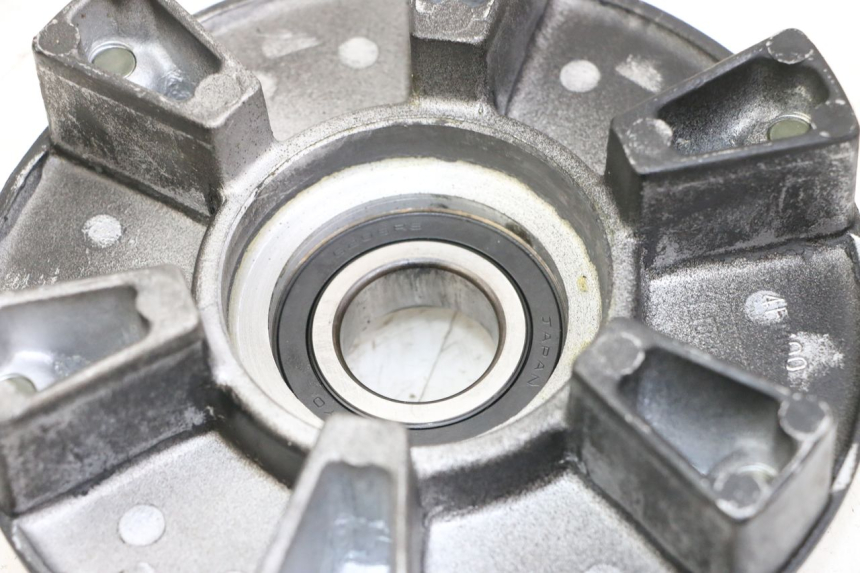 photo de SUPPORT COURONNE YAMAHA FZS FAZER 600 (2001 - 2003) - Autre angle de vue