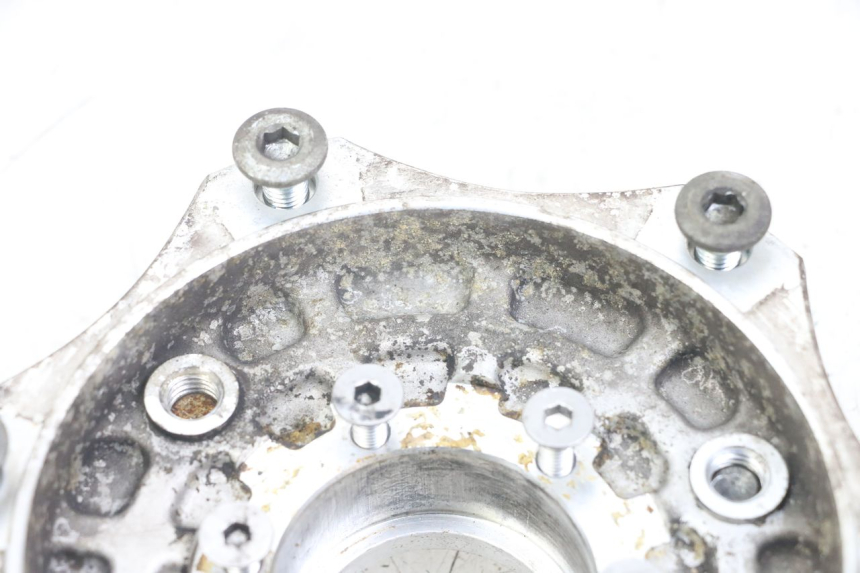 photo de SUPPORT DISQUE FREIN QUADRO 3D S 350 (2013 - 2018) - Gros plan technique