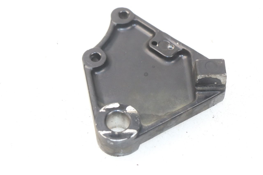 photo de SUPPORT ETRIER FREIN ARRIERE HYOSUNG COMET GTR 125 (2007 - 2014) - Détail de la pièce