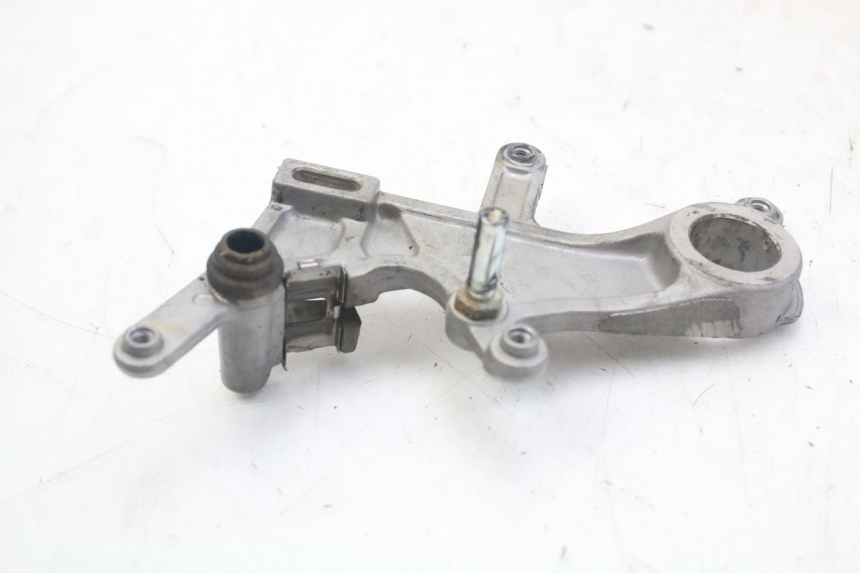 photo de SUPPORT ETRIER FREIN ARRIERE HONDA CRF 250 (2010 - 2013) - Autre angle de vue