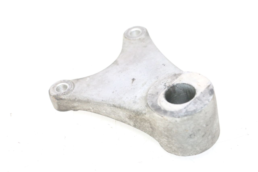photo de SUPPORT ETRIER FREIN ARRIERE SUZUKI GSF N BANDIT 1200 (2001 - 2005) - Autre angle de vue
