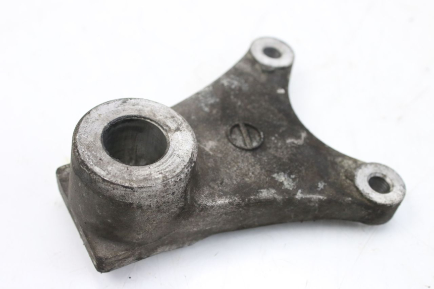 photo de SUPPORT ETRIER FREIN ARRIERE SUZUKI GSF S BANDIT 600 (2000 - 2004) - Vue principale