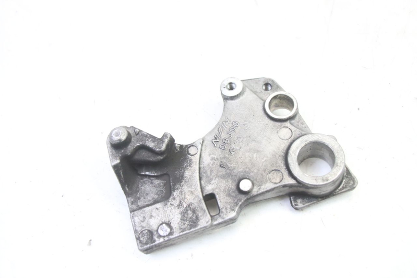 photo de SUPPORT ETRIER FREIN ARRIERE SUZUKI GSR 750 (2011 - 2017) - Autre angle de vue