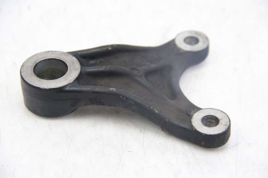 photo de SUPPORT ETRIER FREIN ARRIERE SUZUKI GSX-F GSX  F 1100 (1988 - 1994) - Vue d’ensemble