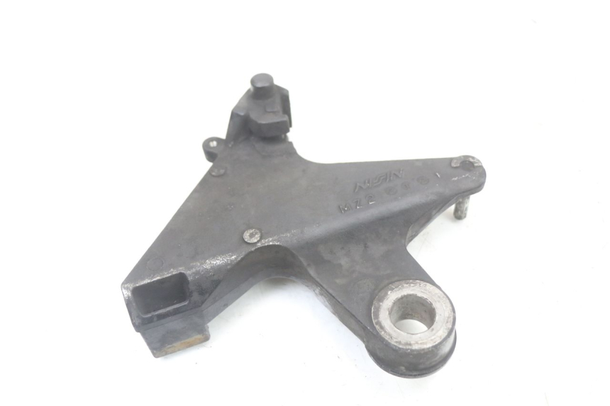 photo de SUPPORT ETRIER FREIN ARRIERE HONDA CBR F 1000 (1993 - 1996) - Zoom état d’usage