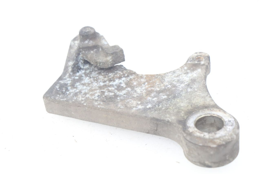 photo de SUPPORT ETRIER FREIN ARRIERE SUZUKI XF FREEWIND 650 (1997 - 2003) - Détail de la pièce