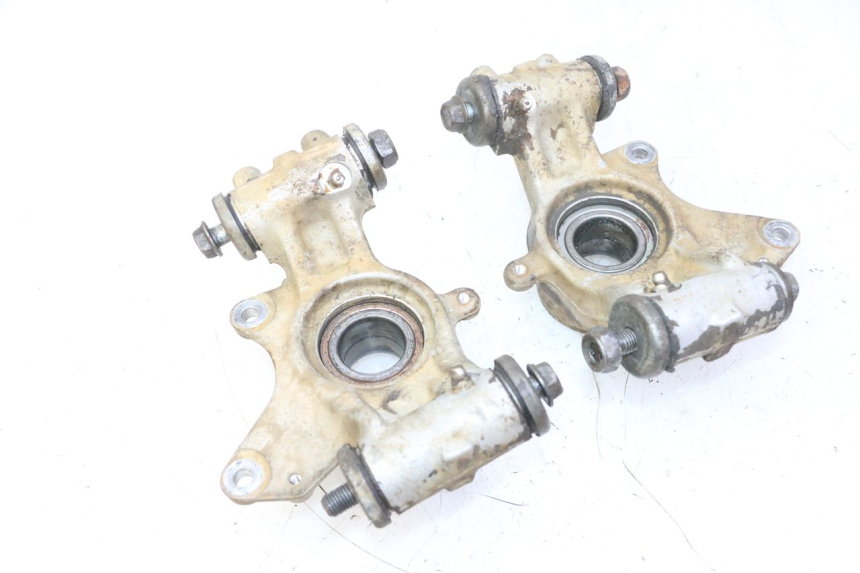 photo de SUPPORT ETRIER FREIN ARRIERE YAMAHA YFM GRIZZLY 550 (2008 - 2015) - Détails caractéristiques