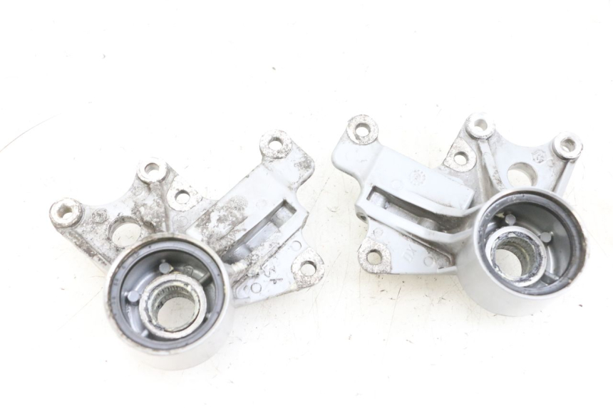 photo de SUPPORT ETRIER FREIN AVANT PIAGGIO MP3 LT 400 (2007 - 2012) - Vue principale