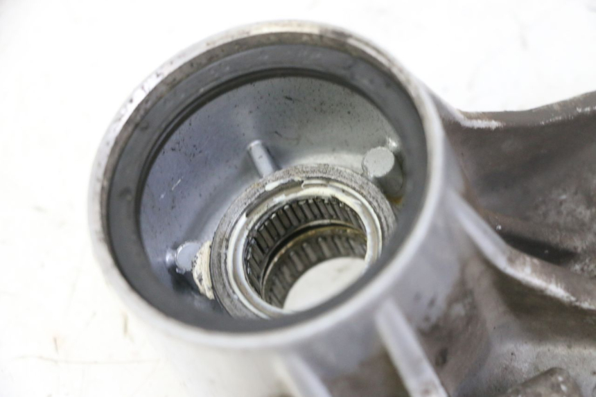 photo de SUPPORT ETRIER FREIN AVANT PIAGGIO MP3 RL 250 (2006 - 2010) - Autre angle de vue