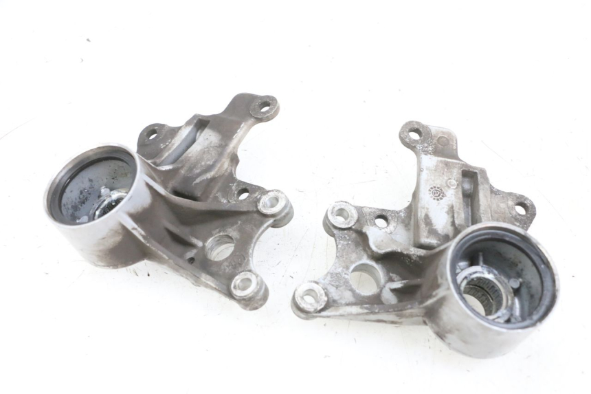 photo de SUPPORT ETRIER FREIN AVANT PIAGGIO MP3 125 (2006 - 2014) - Vue principale