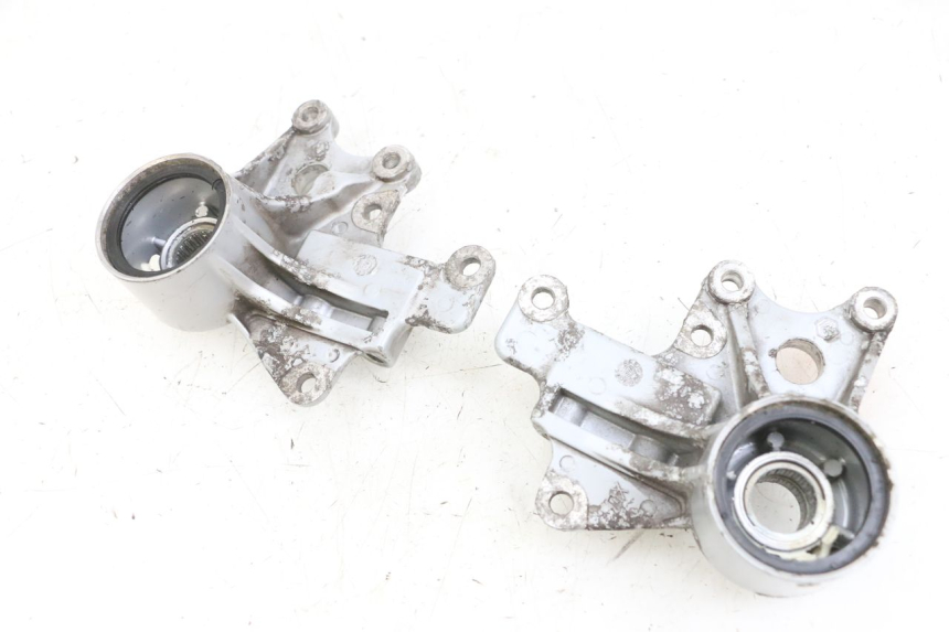 photo de SUPPORT ETRIER FREIN AVANT PIAGGIO MP3 RL 250 (2006 - 2010) - Vue principale