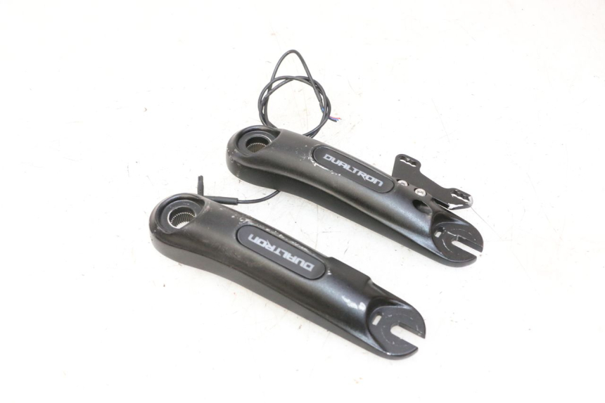 photo de SUPPORT ETRIER FREIN AVANT DUALTRON VICTOR LIMITED 1 - Gros plan technique