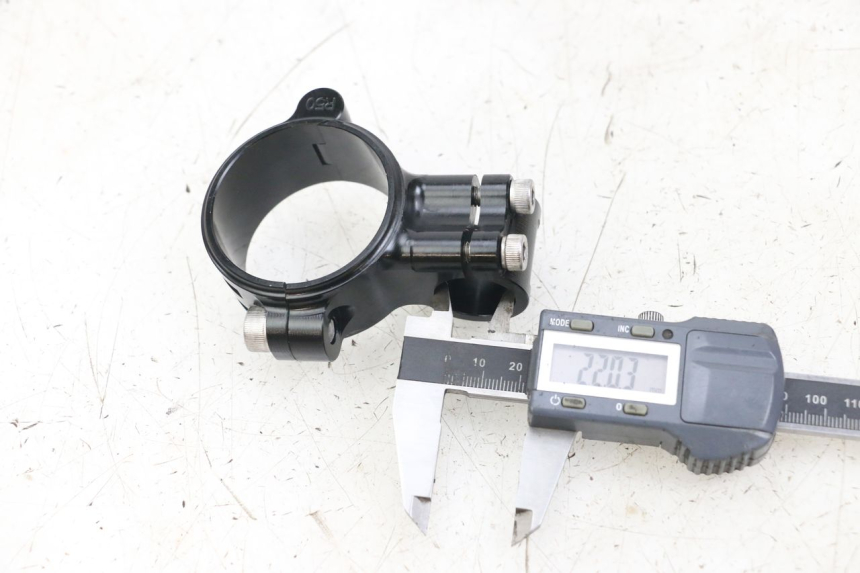 photo de SUPPORT GUIDON ARCHIVE CAFE RACER 4T 50 (2019 - 2024) - Détail de la pièce