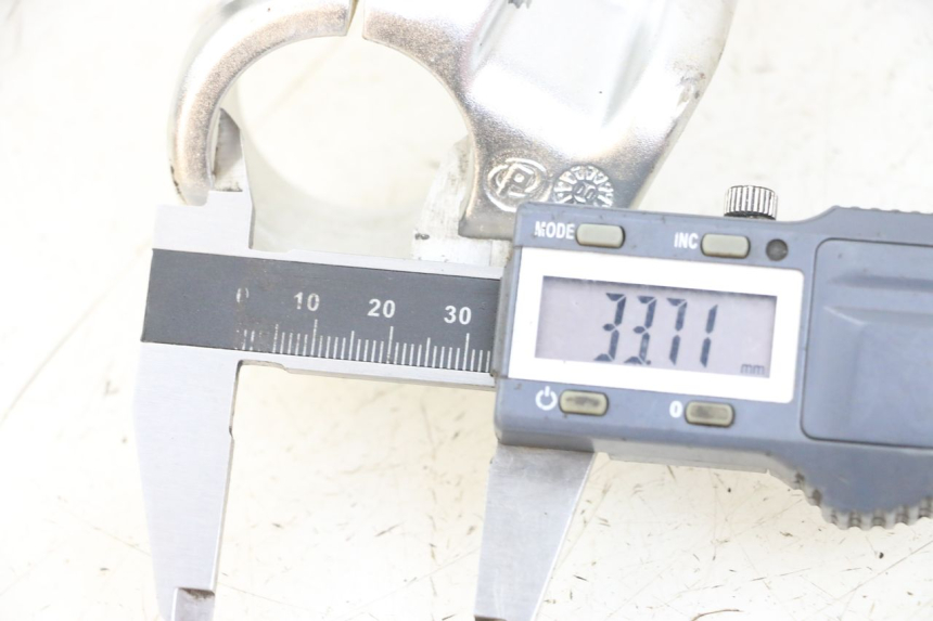 photo de SUPPORT GUIDON GILERA DNA 50 (2000 - 2007) - Zoom état d’usage