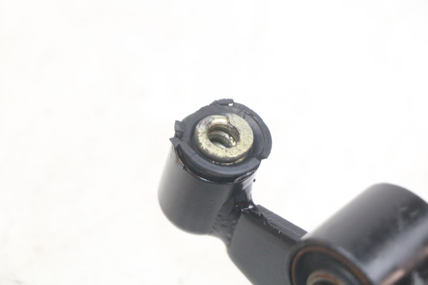 photo de SUPPORT MOTEUR KYMCO AGILITY 4T 50 (2018 - 2022) - Gros plan technique